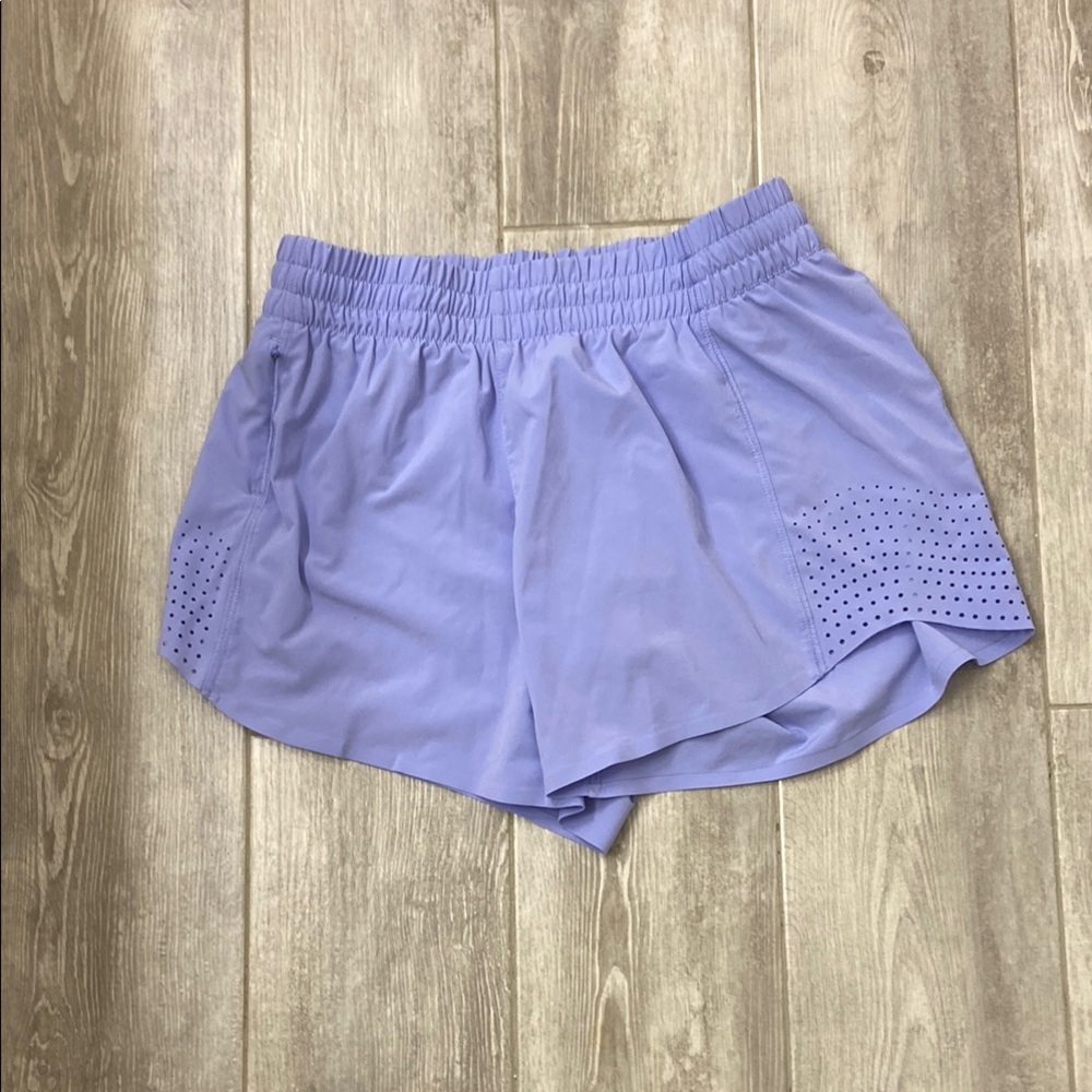 Almost like new, Athleta shorts